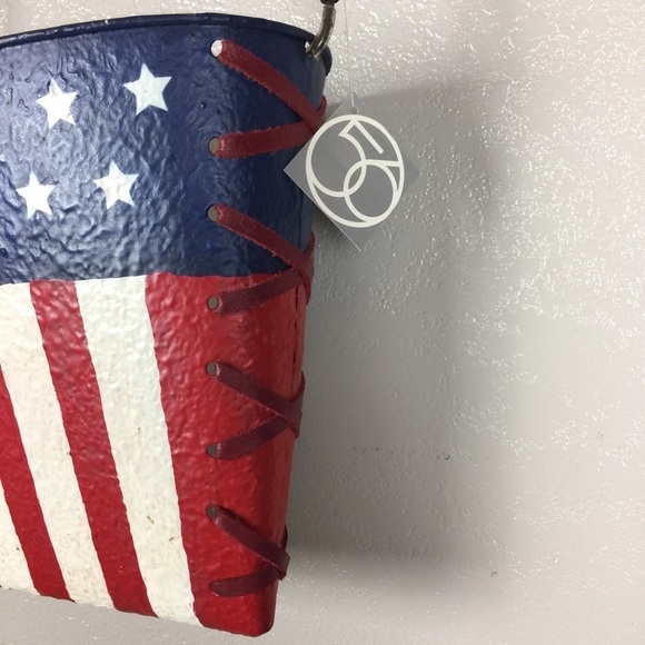 Dept. 56 Painted USA Flag Hanging Metal Bucket hang on front door with flowers - Picture 3 of 9